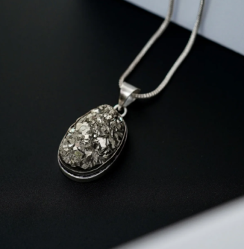 Pendent
